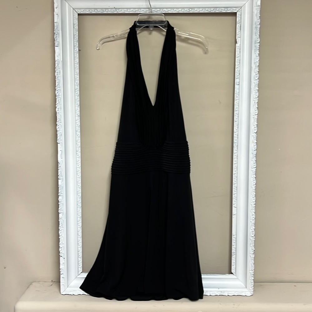 Laundry by Shelli Segal halter cocktail dress